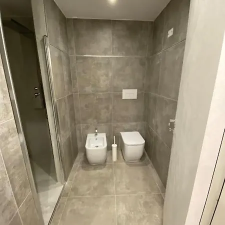 아파트 Casa Flora, A Panoramic Flat With Free Car Parking 칼리아리
